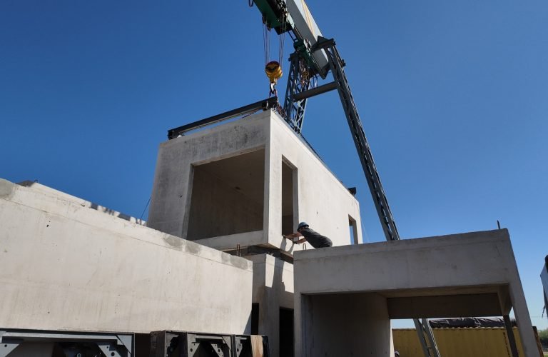 WhatsApp Image 2025-11-18 at 09.38.00